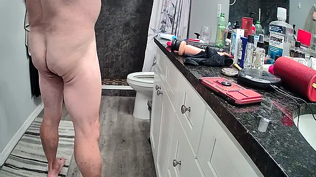 lou63ponce online show from November 1, 10:03 pm