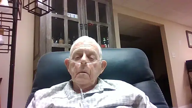 Snapshot of bootlegmanz chatting on September 29, 6:48 pm bootlegmanz online show from September 29, 6:48 pm