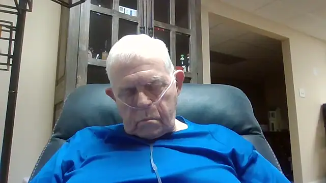 Snapshot of bootlegmanz chatting on October 10, 6:02 pm bootlegmanz online show from October 10, 6:02 pm