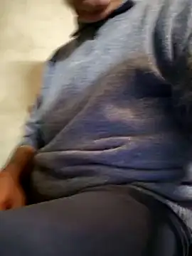 Snapshot of pagani5656 chatting on February 8, 4:57 pm pagani5656 online show from February 8, 4:57 pm