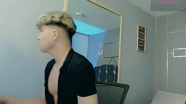 ANDRIUS 24 online show from February 1, 1:41 pm