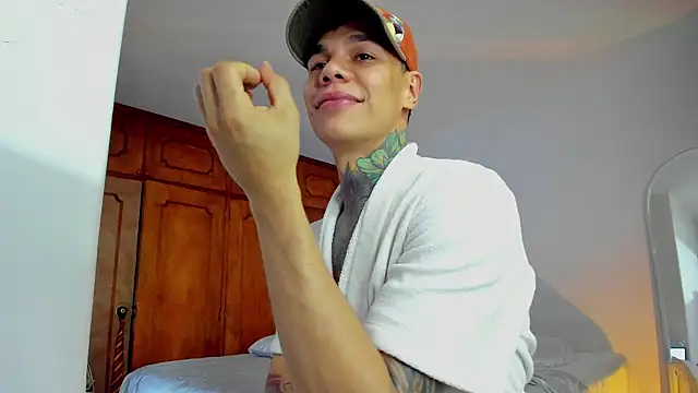 Jordyrodriiguez online show from December 24, 2:54 am