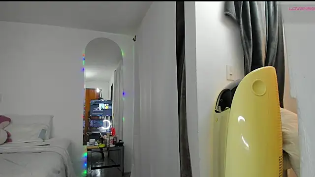 Jordyrodriiguez online show from February 4, 3:00 am