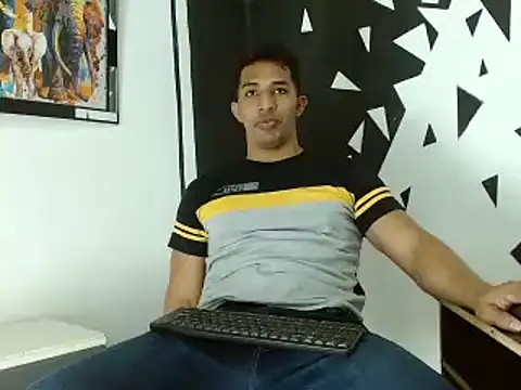 Snapshot of Yeiko_Park2 chatting on January 9, 2:11 am Yeiko Park2 online show from January 9, 2:11 am