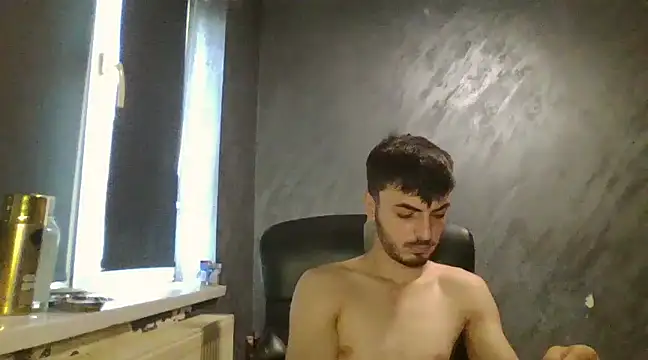 XXXdonXXX online show from January 8, 12:15 pm