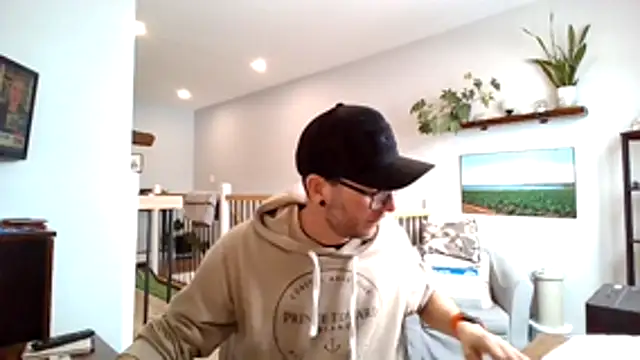 Bigdicktrav902 online show from March 23, 12:44 pm