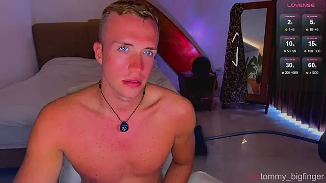 tommy cumfinger online show from November 26, 2:25 am