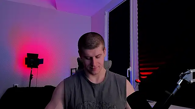 Bruno Banani online show from September 29, 5:31 pm