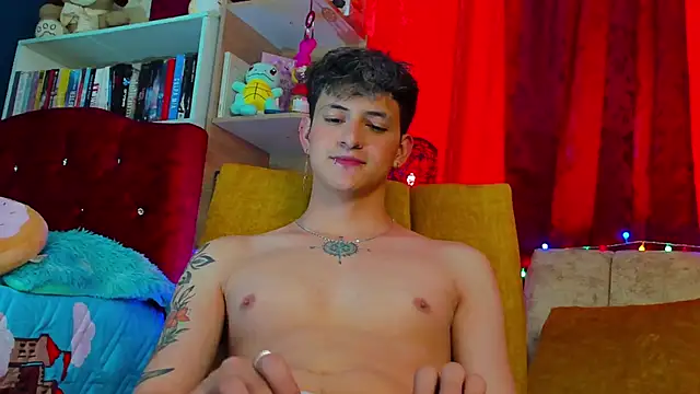 GabyThoms online show from March 4, 8:27 pm