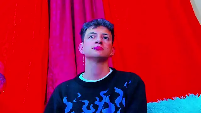 GabyThoms online show from March 20, 8:42 am