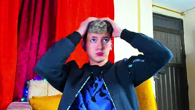 GabyThoms online show from February 5, 6:02 am