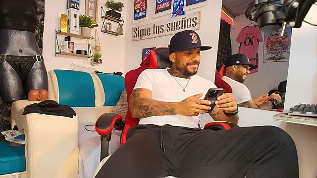 Leenar Key online show from January 16, 10:23 pm