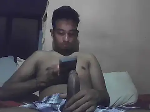 bigblackcock102 online show from January 30, 6:32 pm