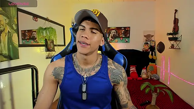 Damian latinxxx online show from April 9, 6:19 am