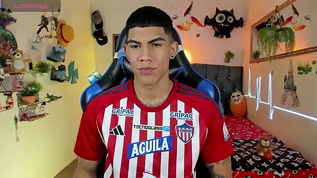 Damian latinxxx online show from November 17, 3:20 am