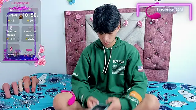 Santy carrington online show from March 15, 10:11 pm