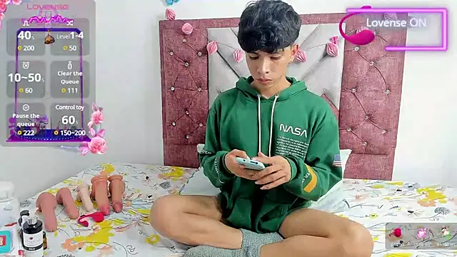 Santy carrington online show from March 13, 5:22 am