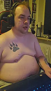 PupW0lfy online show from February 23, 7:26 pm