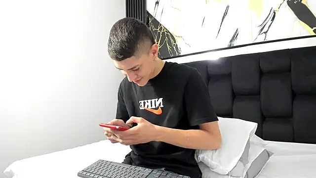 Dei v 48 online show from March 15, 7:27 pm