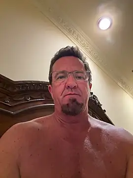 sluttydylan online show from December 20, 5:36 am