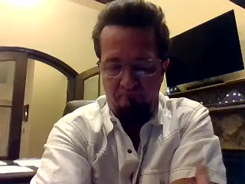 sluttydylan online show from February 10, 3:57 am