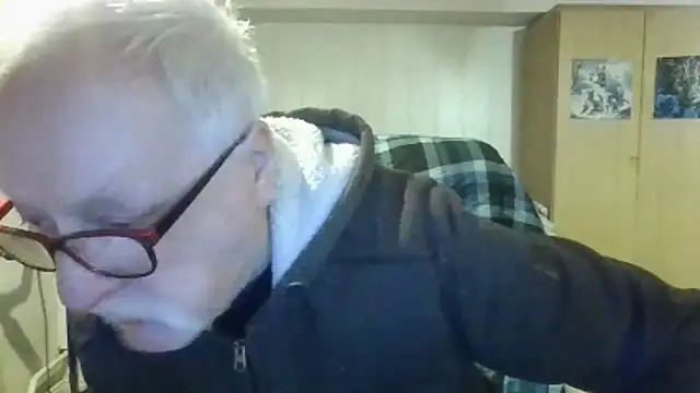 Sammy1660 online show from April 11, 9:18 pm