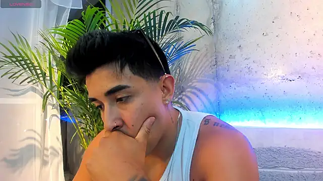 Alan greek 1 online show from October 31, 3:19 am