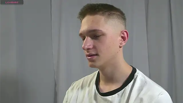 dustyn fox online show from January 12, 2:30 pm