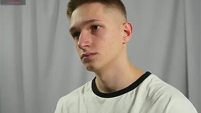 dustyn fox online show from January 14, 2:00 pm