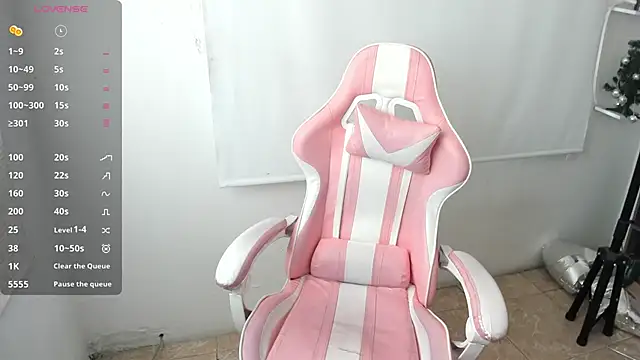 Damon  333 online show from December 24, 6:06 pm