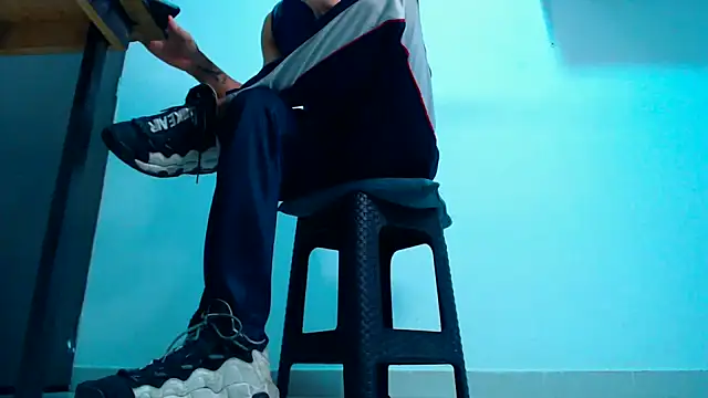 mastersmits online show from February 9, 2:49 am