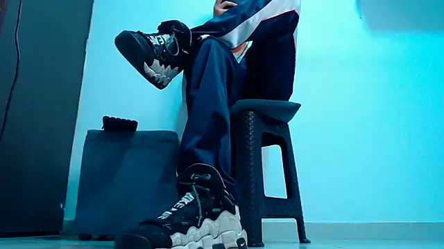 mastersmits online show from April 4, 2:52 am