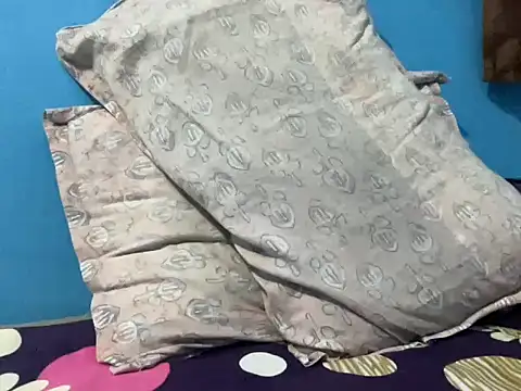 NiceBoy9099 online show from February 1, 5:22 pm