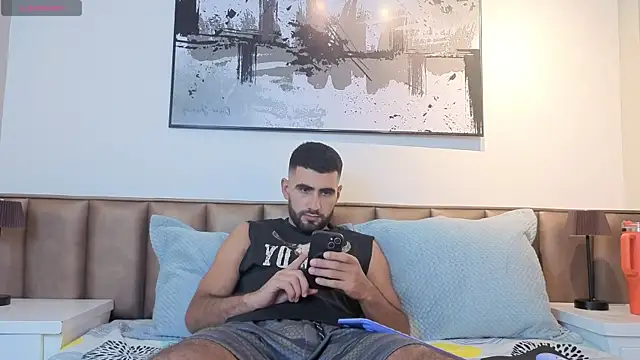 Ethan  Walker online show from April 14, 7:13 pm