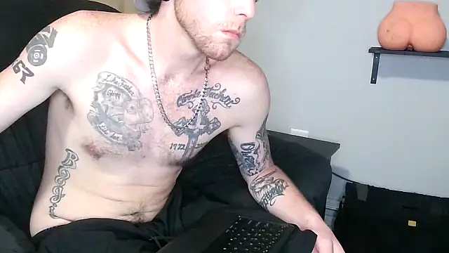 Boogieflex1 online show from October 19, 5:45 am