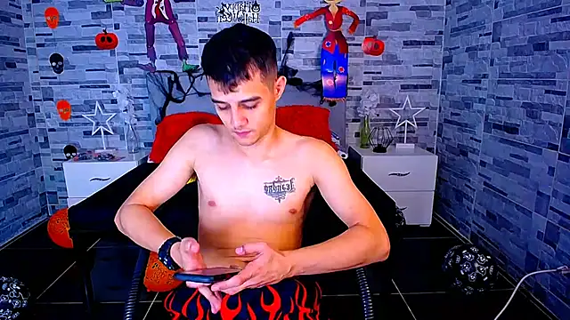 ADAM HOT online show from October 15, 8:49 pm