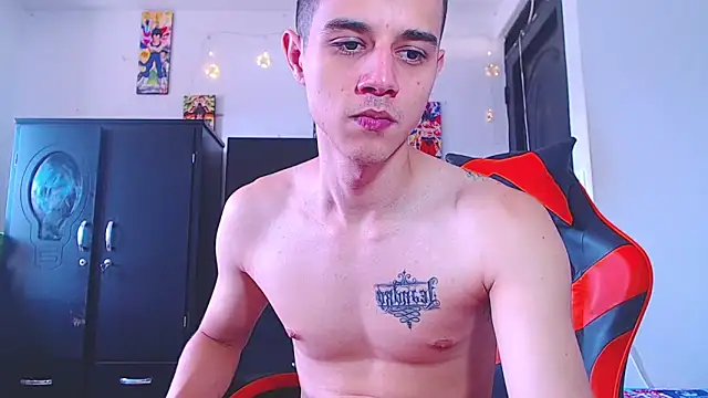 ADAM HOT online show from April 10, 3:08 pm