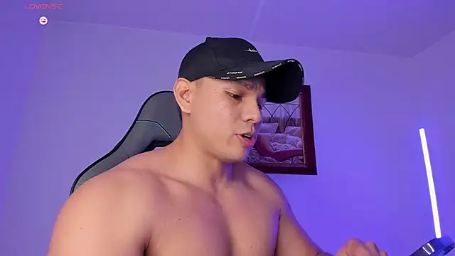 RoyConstance online show from January 14, 3:22 am