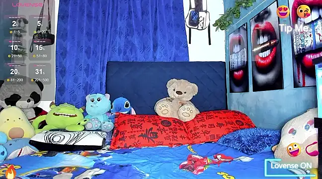 soyander03  online show from February 13, 5:05 am