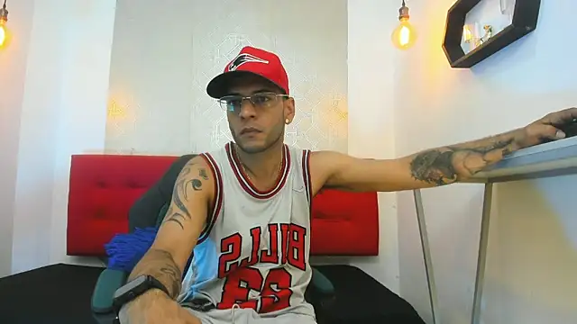 Andrey u92 online show from December 2, 7:39 pm