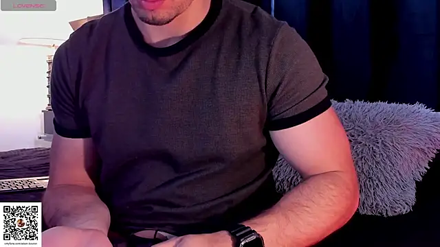 ADAM BOUTON  online show from July 30, 1:21 pm