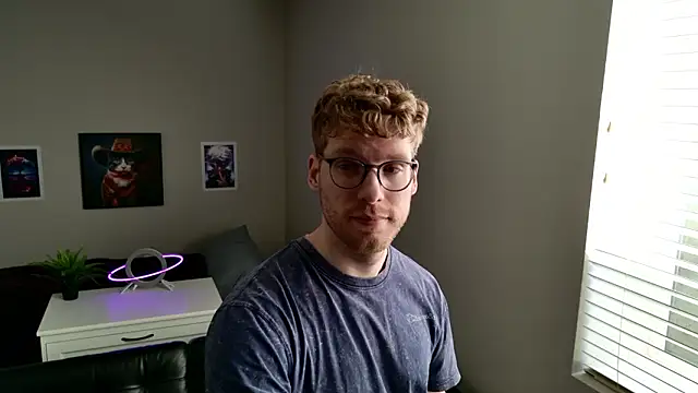 BlueEyedTallGuy94 online show from February 11, 9:09 pm