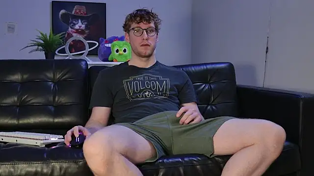 BlueEyedTallGuy94 online show from October 28, 1:08 am