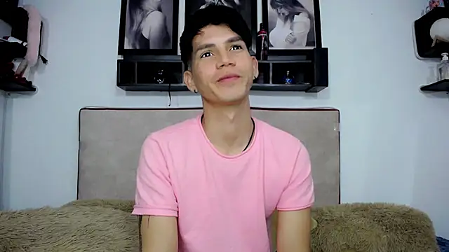 Tayson Rivers online show from December 12, 5:52 am