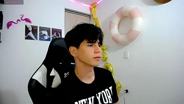 Tayson Rivers online show from September 12, 12:32 am