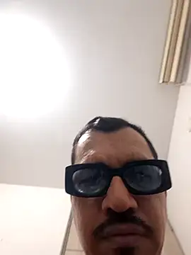 john8013 online show from April 23, 2:16 am