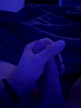 LWLS2403 online show from September 27, 10:29 pm