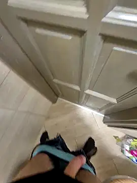 kisbiro77777 online show from April 6, 11:33 am