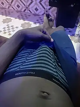 stephbig777 online show from November 4, 7:48 pm