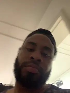 KaelMoreau online show from December 23, 12:41 pm